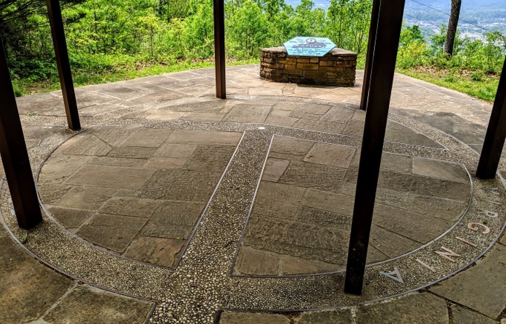 Imperial Inn at Tri-State Peak